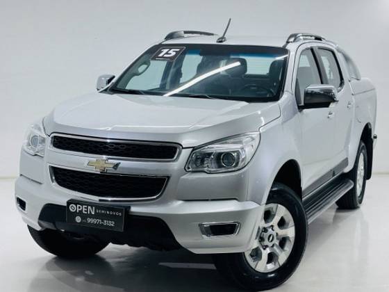CHEVROLET S10 2.5 LTZ 4X4 CD 16V FLEX 4P MANUAL CHEVROLET S10 2.5 LTZ 4X4 CD 16V FLEX 4P MANUAL